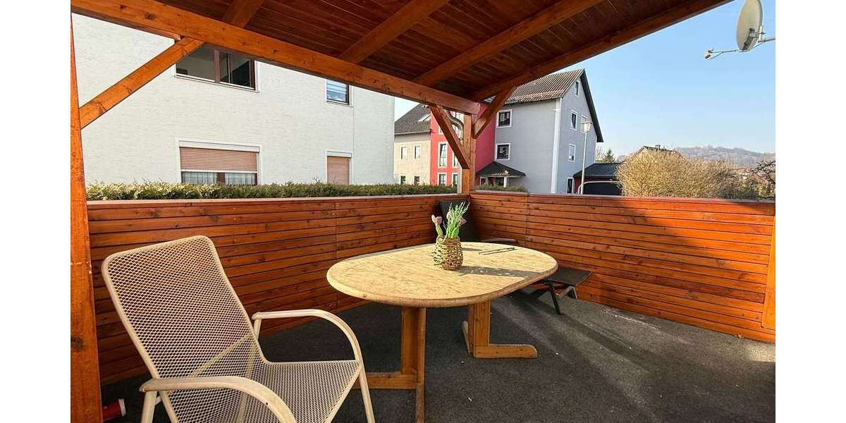 Etagenwohnung Teublitz - 3 Zimmer, 111 m&sup2;, 890&euro; | Angebot:25457750