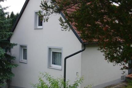 Haus Beratzhausen - 4 Zimmer, 139 m&sup2;, 800&euro; | Angebot:26091307