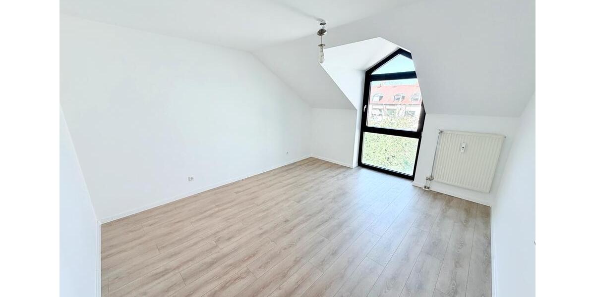 Dachgeschoßwohnung Regensburg Galgenberg - 2 Zimmer, 58 m&sup2;, 930&euro; | Angebot:26413808