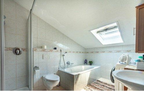 Dachgeschoßwohnung Burglengenfeld - 4.5 Zimmer, 110 m&sup2;, 1.000&euro; | Angebot:26670285