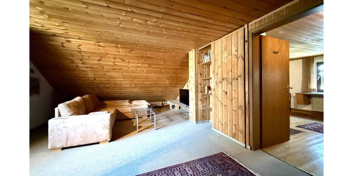 Einfamilienhaus Regensburg Westenviertel - 8 Zimmer, 145 m&sup2;, 445.000&euro; | Angebot:26190285