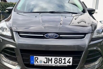 Ford Kuga 175.000 km 10.900 &euro; Neutraubling 93073