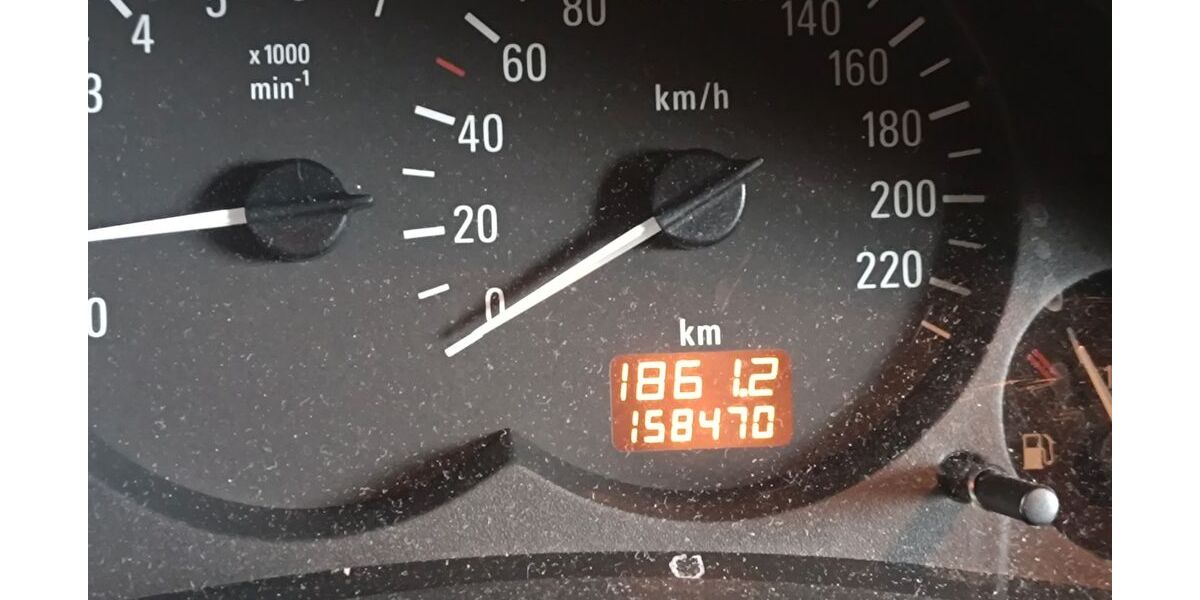 Opel Corsa 159.000 km 800 &euro; Mintraching 93098