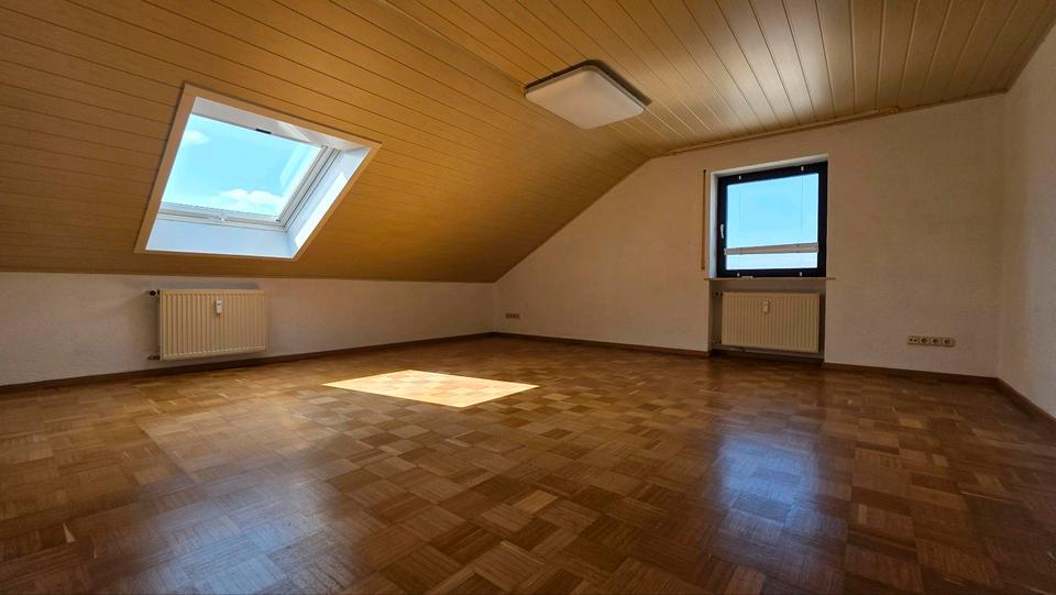 Dachgeschoßwohnung Regensburg Brandlberg - 4 Zimmer, 84 m&sup2;, 1.050&euro; | Angebot:26502768