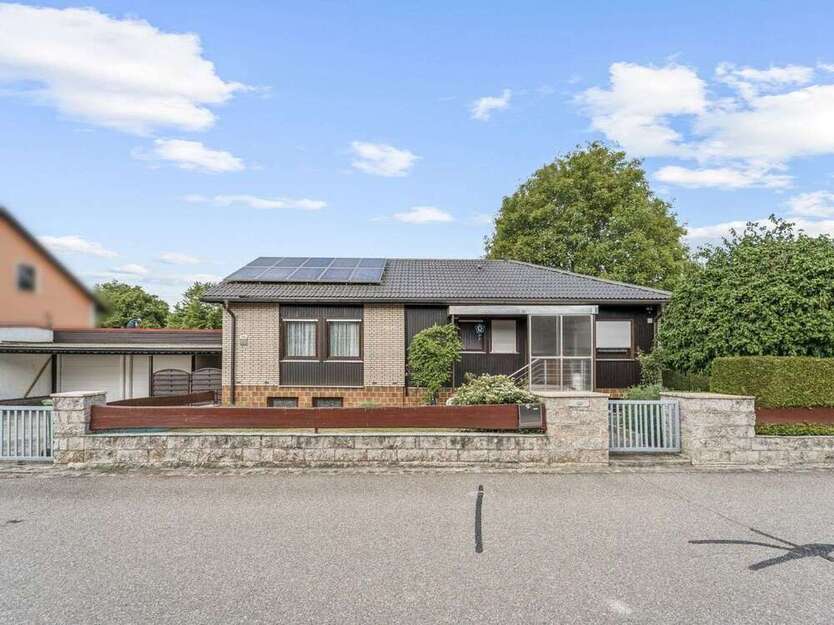 Haus zum Kaufen in Burglengenfeld 259.000 € 120 m²