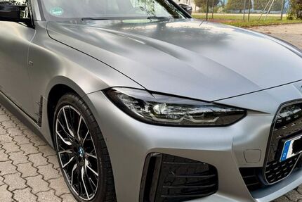BMW i4 3.300 km 59.900 &euro; Wenzenbach 93173