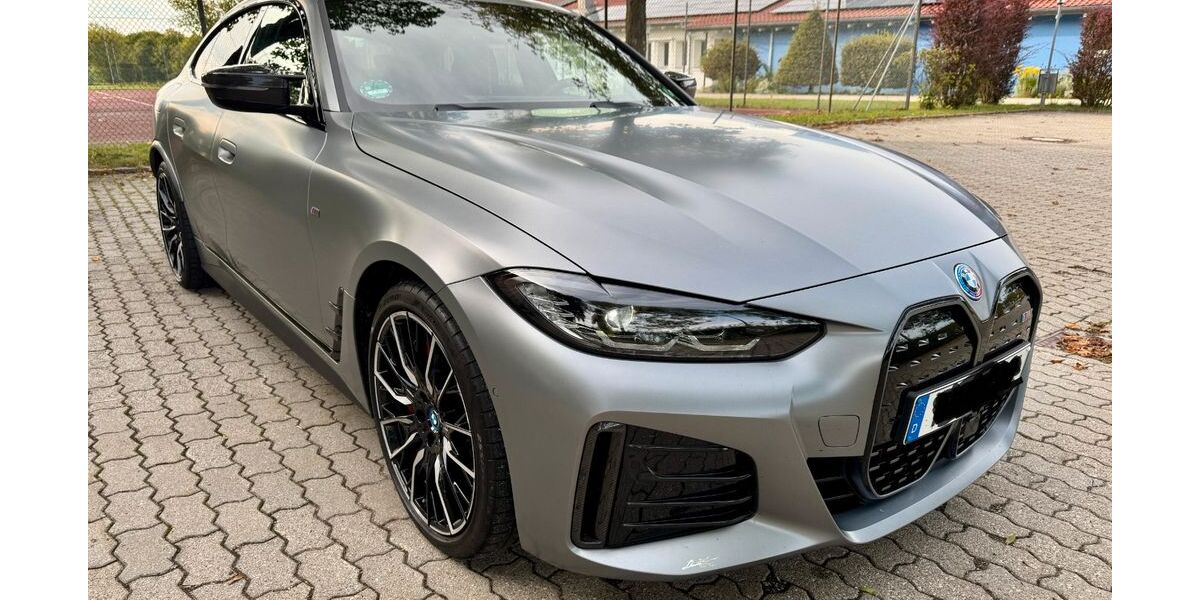BMW i4 3.300 km 59.900 &euro; Wenzenbach 93173