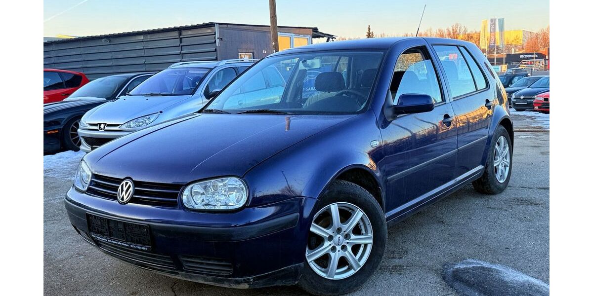 VW Golf 156.746 km 2.899 &euro; Obertraubling 93083