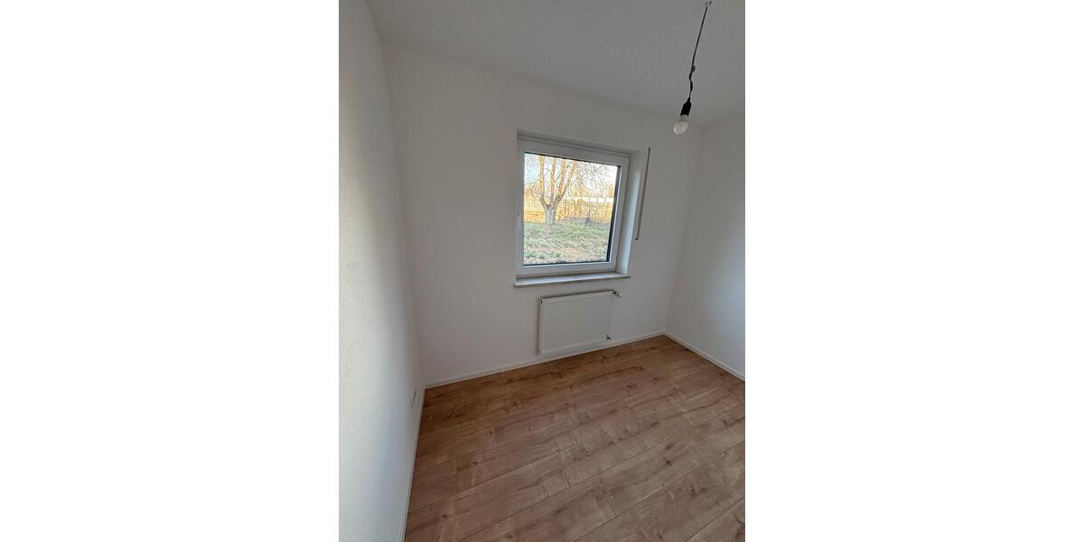 Erdgeschoßwohnung Laaber - 4 Zimmer, 106 m&sup2;, 1.320&euro; | Angebot:25906772