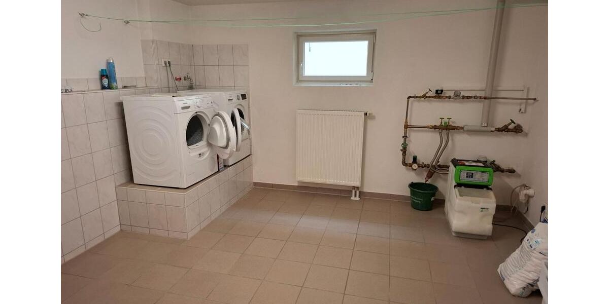 Einfamilienhaus Langquaid - 9 Zimmer, 218 m&sup2;, 875.000&euro; | Angebot:26206656