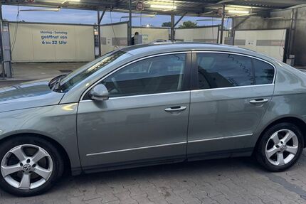 VW Passat 293.000 km 1.900 &euro; Regensburg 93053