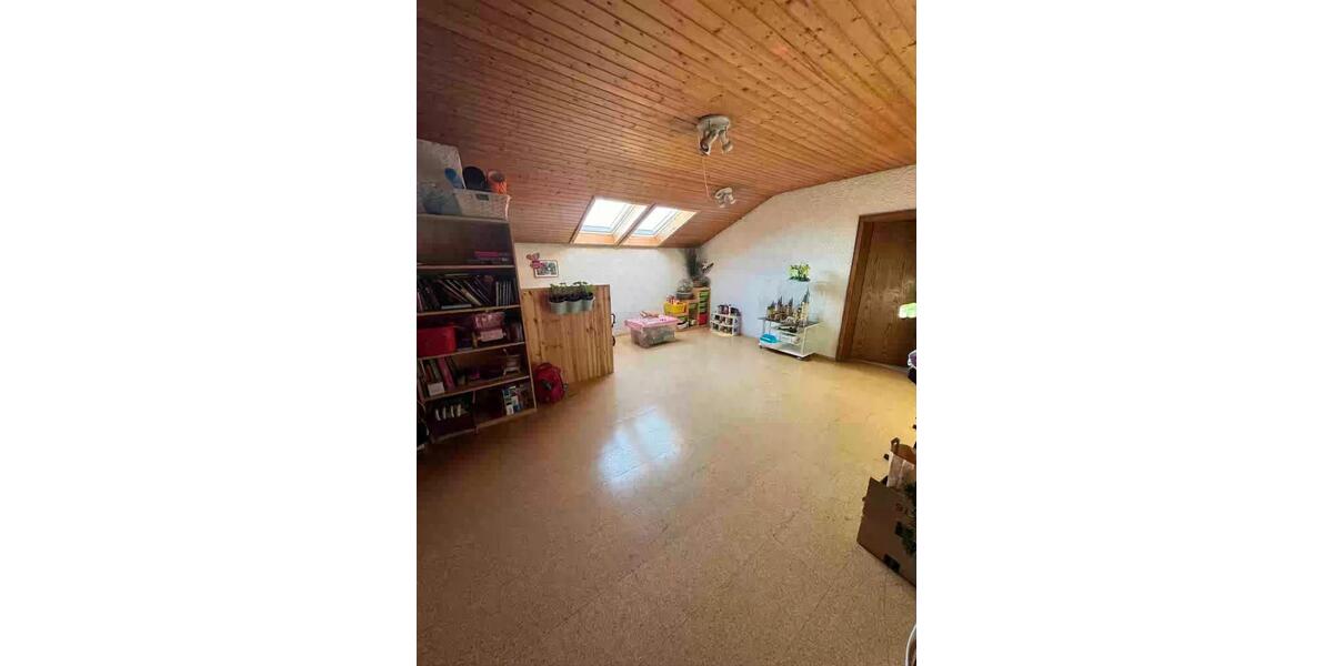 Einfamilienhaus Mintraching - 8 Zimmer, 210 m&sup2;, 579.000&euro; | Angebot:27005538