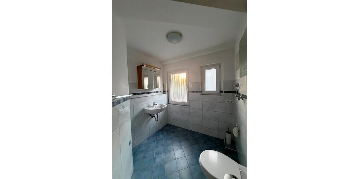 Etagenwohnung Beratzhausen - 5 Zimmer, 120 m&sup2;, 870&euro; | Angebot:27602225