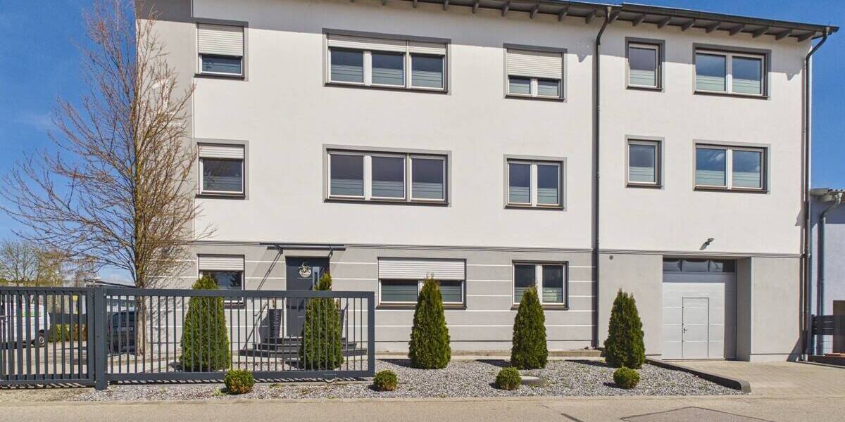 Mehrfamilienhaus, Wohnhaus Regensburg Sallern-Gallingkofen - 1 Zimmer, 154 m&sup2;, 1.390.000&euro; | Angebot:26658955