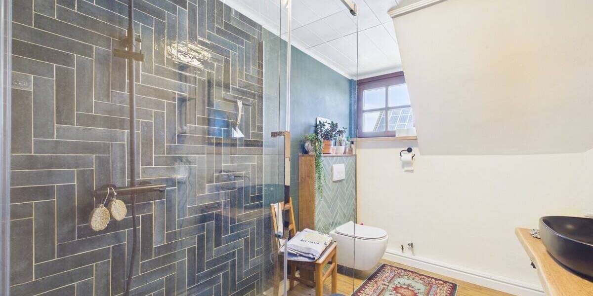 Einfamilienhaus Zeitlarn - 8 Zimmer, 183 m&sup2;, 629.000&euro; | Angebot:26704286