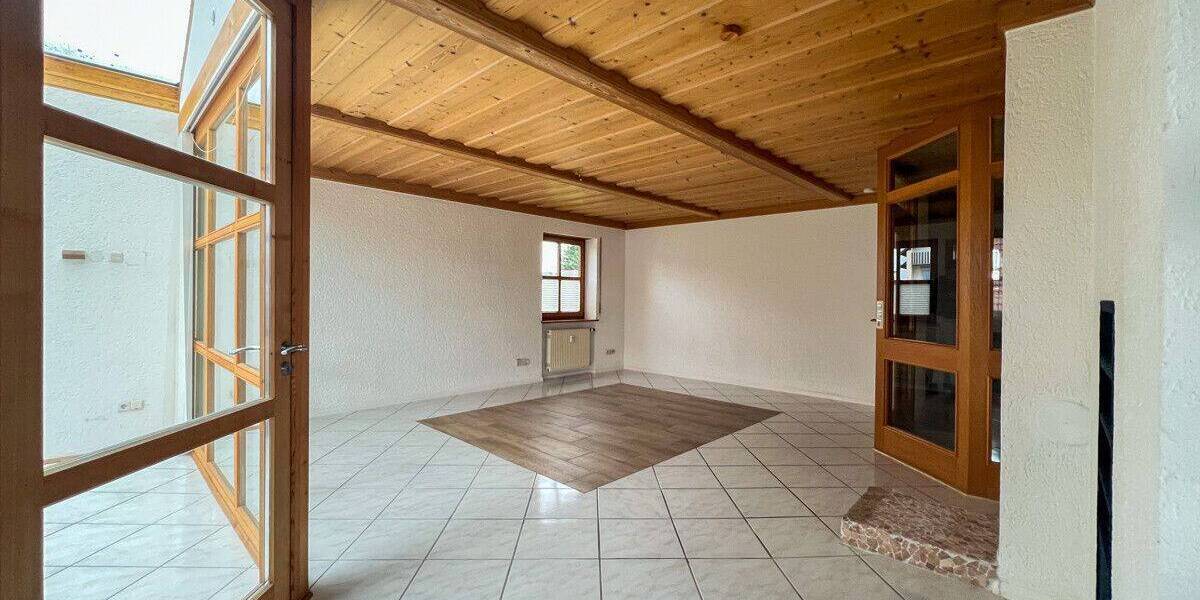 Etagenwohnung Maxhütte-Haidhof Ponholz - 3 Zimmer, 124 m&sup2;, 800&euro; | Angebot:26807150