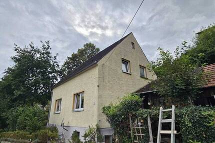 Renovierungsbedürftiges Wohnhaus mit viel Gestaltungspotential im wunderschönen Vilstal
