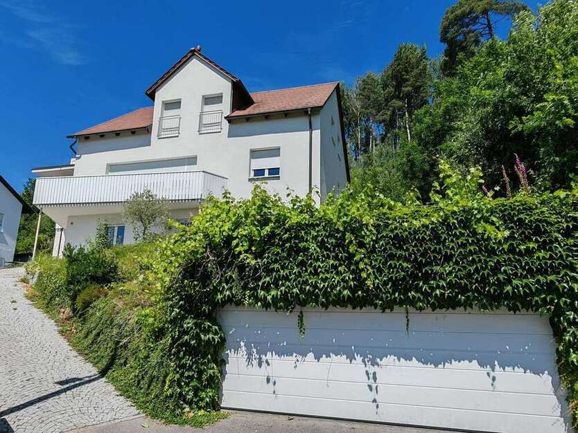 Wohnung zum Mieten in Schwandorf 800 € 100 m²