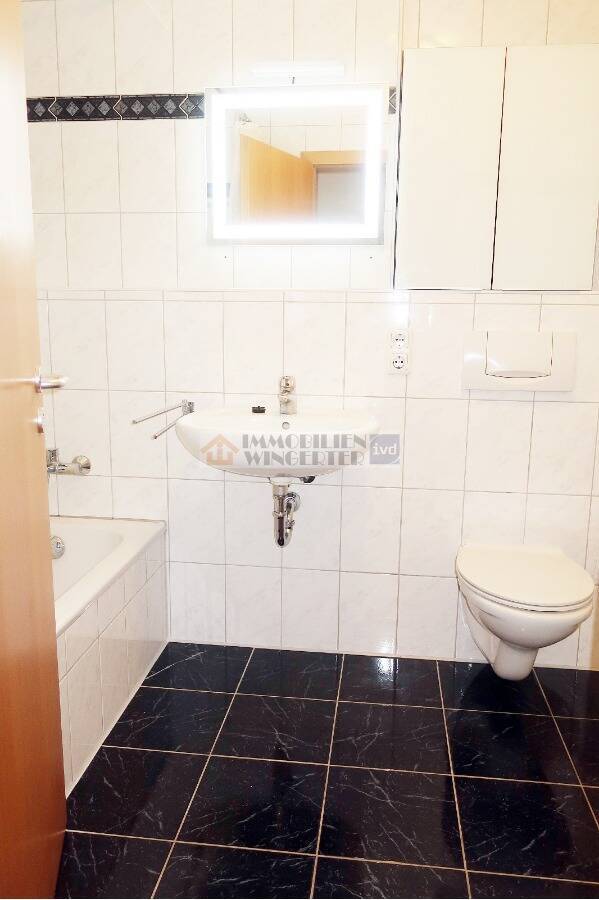 Nähe Galgenberg : Charmante Terrassenwohnung in ruhiger Wohnlage inkl. Garage