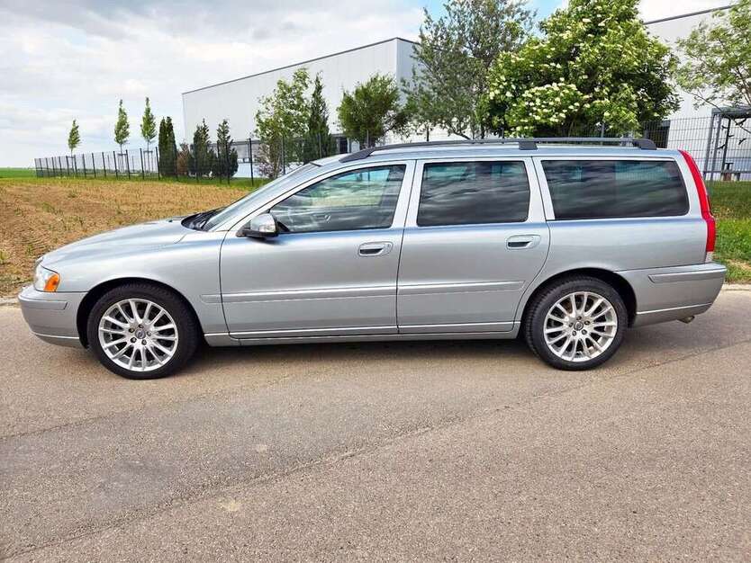 V70