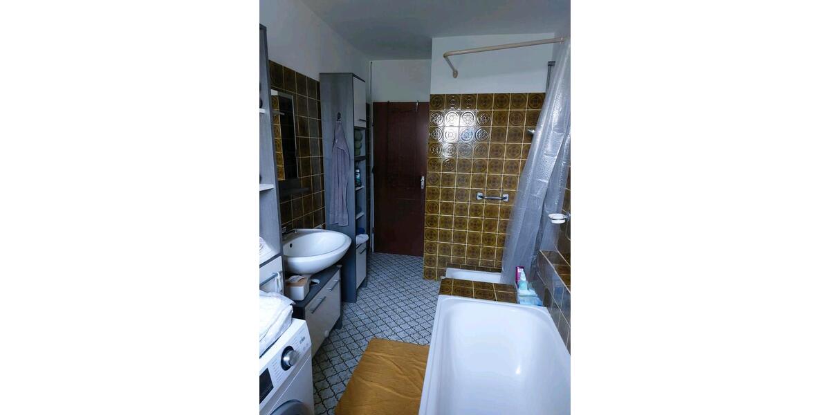 Etagenwohnung Lappersdorf - 4 Zimmer, 100 m&sup2;, 790&euro; | Angebot:26350322