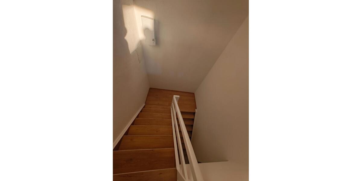 Etagenwohnung Kelheim - 4 Zimmer, 100 m&sup2;, 1.200&euro; | Angebot:27609842
