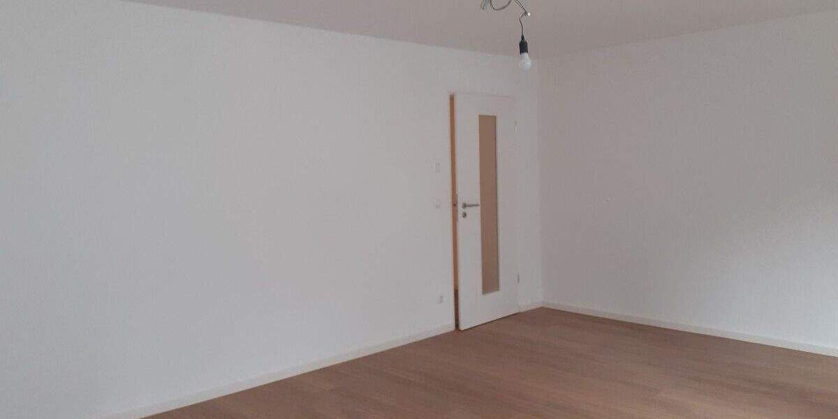 Etagenwohnung Regensburg Innenstadt - 2 Zimmer, 68 m&sup2;, 2.800&euro; | Angebot:25278977
