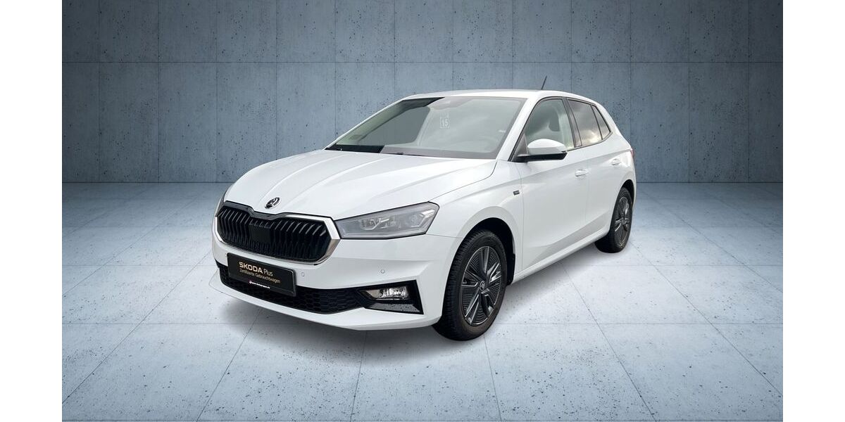 Skoda Fabia 34.900 km 19.770 &euro; Regensburg 93049