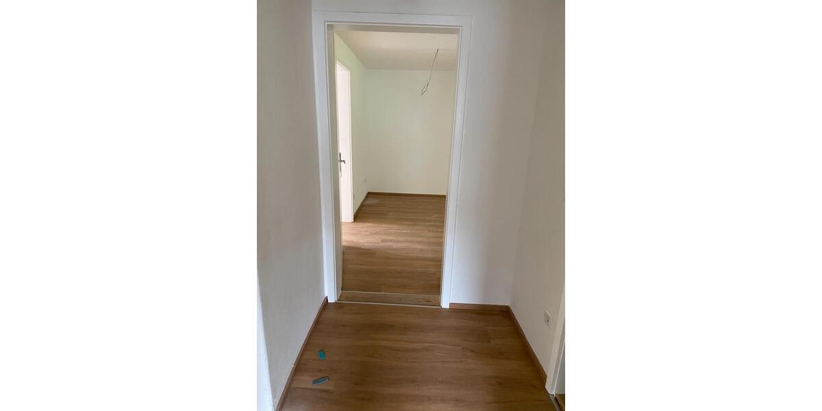 Dachgeschoßwohnung Hemau - 4 Zimmer, 75 m&sup2;, 850&euro; | Angebot:24803916