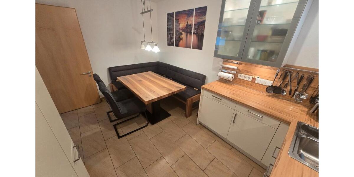 Etagenwohnung Wenzenbach - 3 Zimmer, 85 m&sup2;, 355.000&euro; | Angebot:27121412