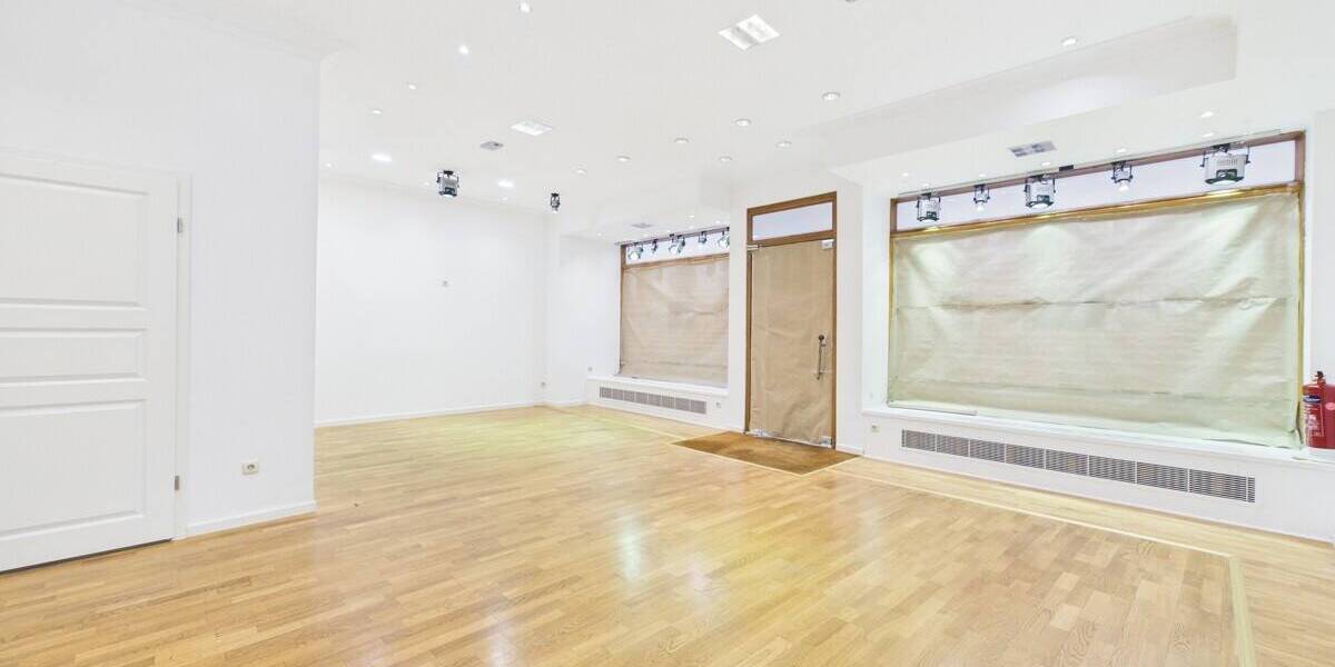 Gewerbeobjekt Regensburg Innenstadt - 3 Zimmer, 2.000&euro; | Angebot:26597569