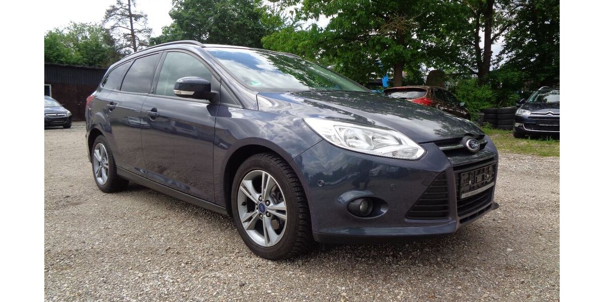 Ford Focus 141.388 km 3.900 &euro; Regensburg 93055