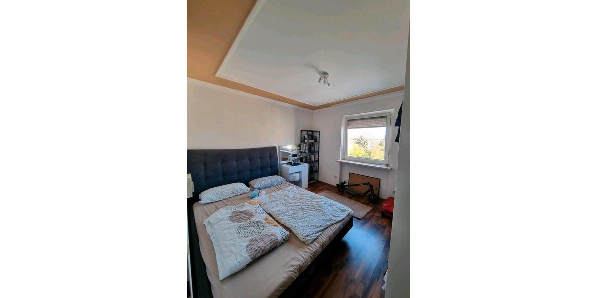 Etagenwohnung Neutraubling - 3 Zimmer, 80 m&sup2;, 240.000&euro; | Angebot:26517131