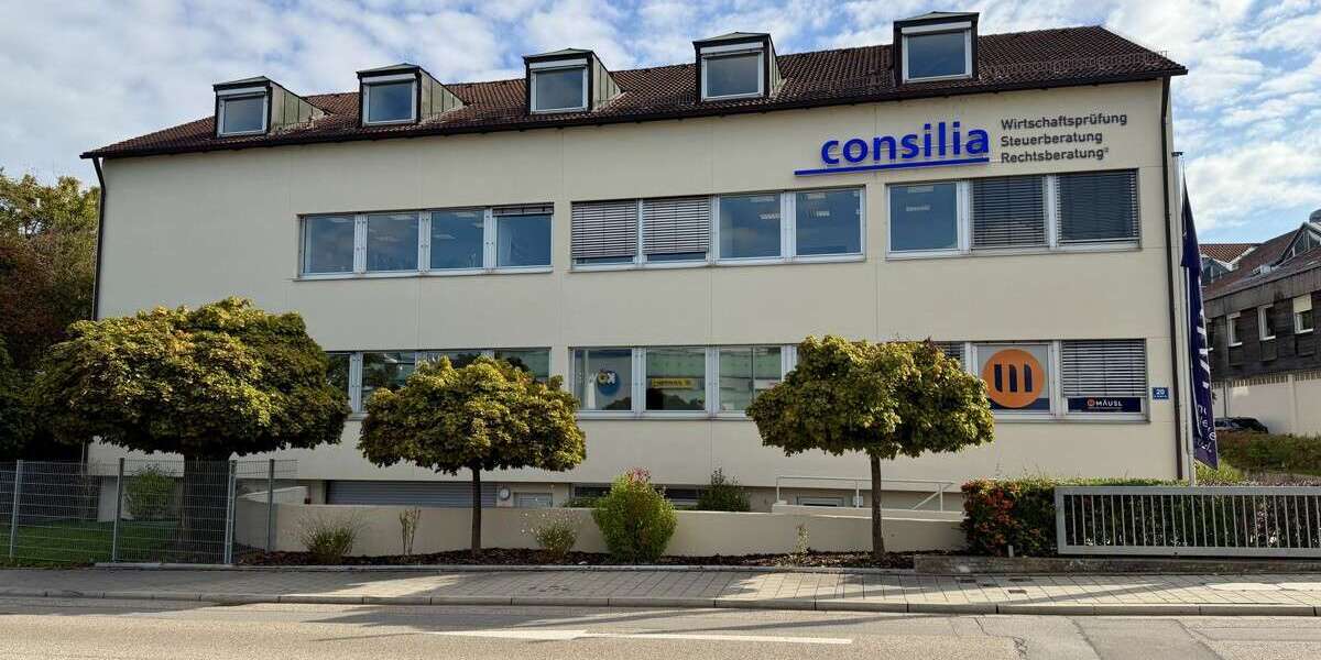 Büro in Regensburg 1.995 € 190 m² zimmer