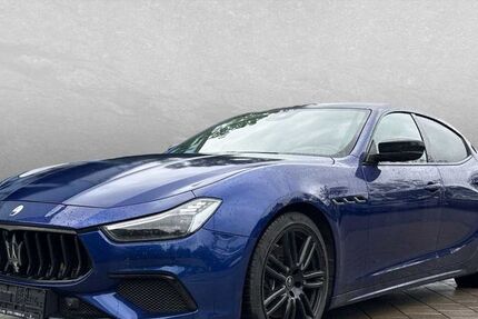 Maserati Ghibli 72.950 km 57.490 &euro; Regensburg 93059