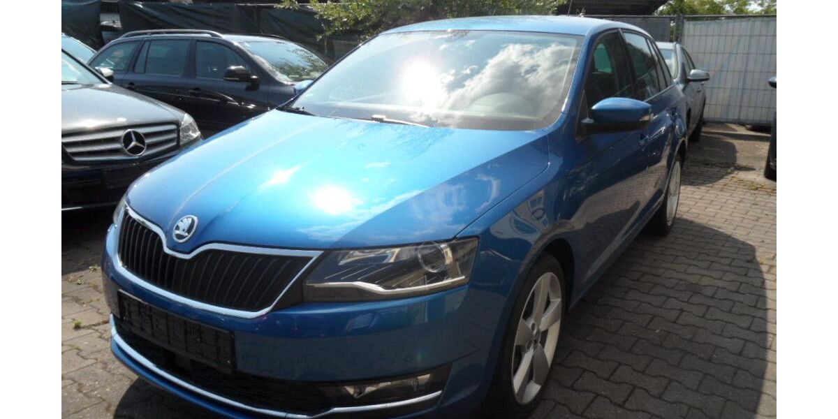 Skoda Rapid 119.248 km 9.199 &euro; Regensburg 93055