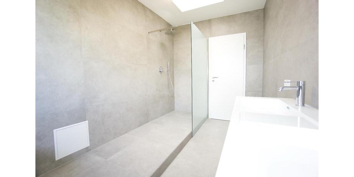 Einfamilienhaus Regensburg Brandlberg - 2 Zimmer, 119 m&sup2;, 1.500&euro; | Angebot:26621779