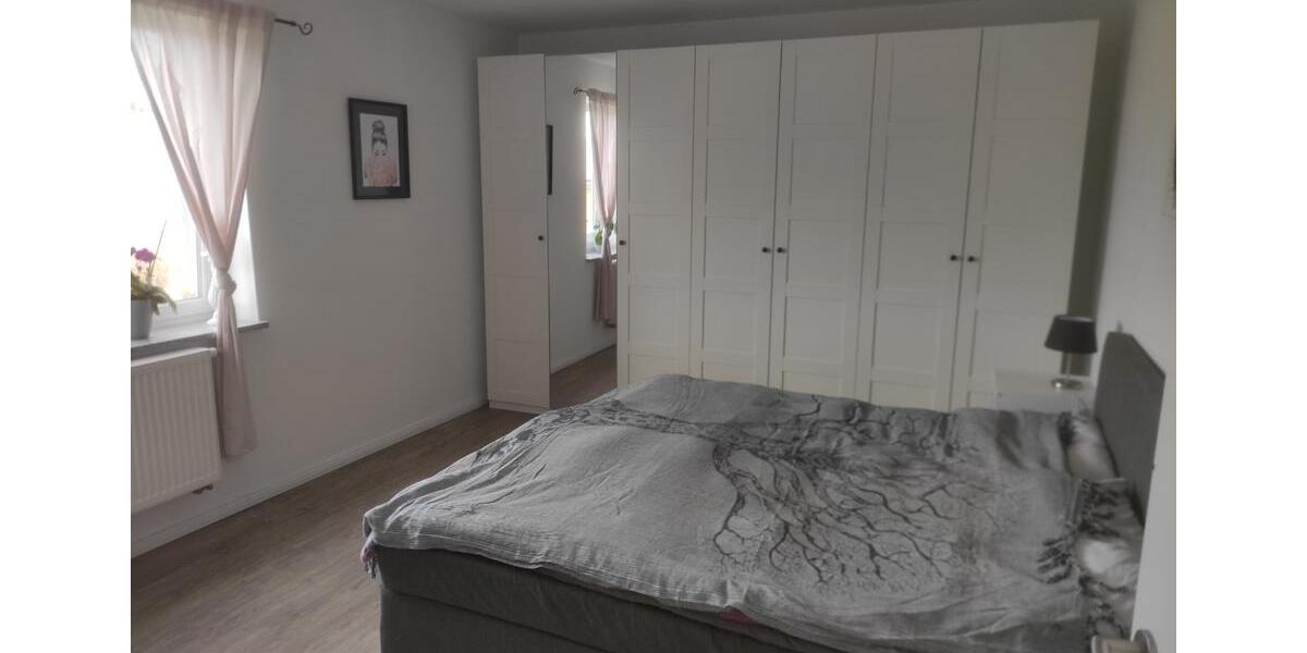 Gewerbeimmobilie mit Wohneinheit, großer Garten zimmer