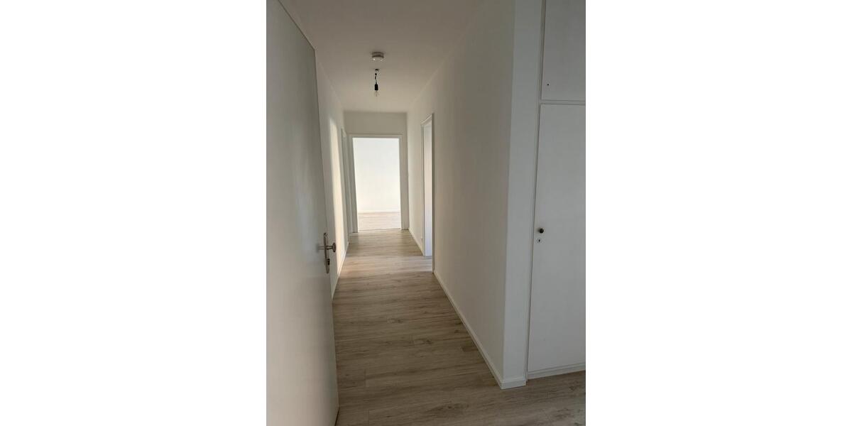 Etagenwohnung Regensburg Das Dörnberg - 2 Zimmer, 67 m&sup2;, 980&euro; | Angebot:25052976