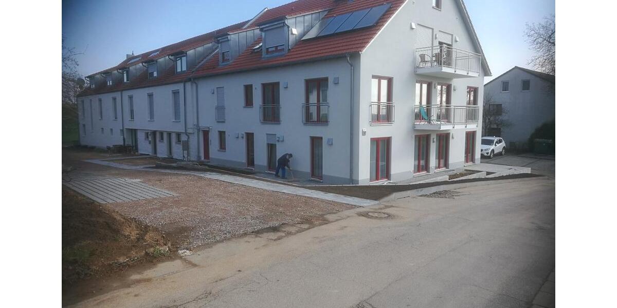 Dachgeschoßwohnung Regensburg Brandlberg - 1 Zimmer, 27 m&sup2;, 390&euro; | Angebot:26693027