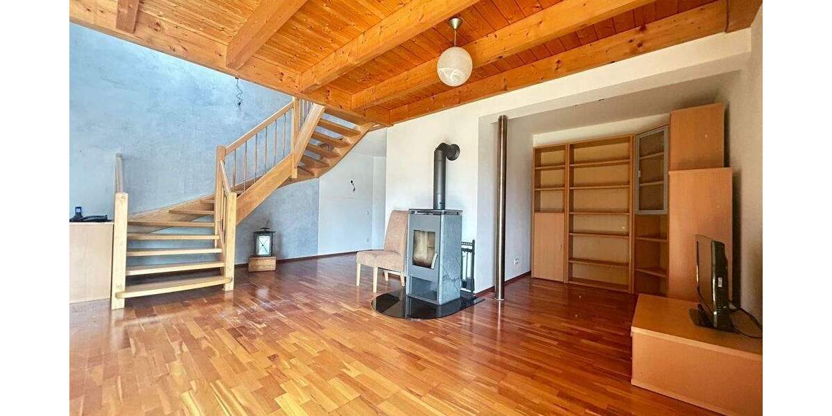 Metzgerei mit Schlachthaus, Laden und riesiger Wohnung zimmer