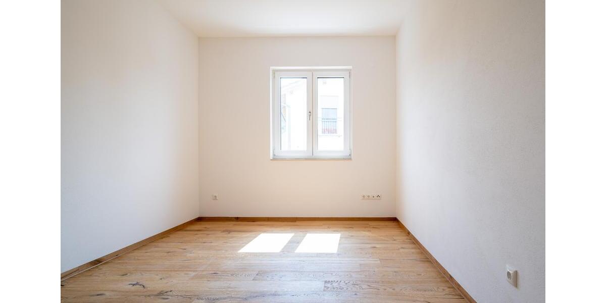 Doppelhaushälfte Aufhausen - 4 Zimmer, 135 m&sup2;, 1.350&euro; | Angebot:26193645