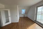 Dachgeschoßwohnung Wolfsegg - 4 Zimmer, 90 m&sup2;, 1.050&euro; | Angebot:26491292