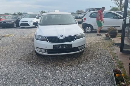 Skoda Rapid 202.000 km 2.499 &euro; Regensburg 93055
