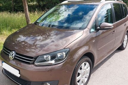 VW Touran 198.049 km 7.999 &euro; Zell 93199