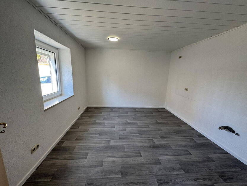 Schöne und provisionsfreie DHH in Top-Lage - Bezug sofort möglich!