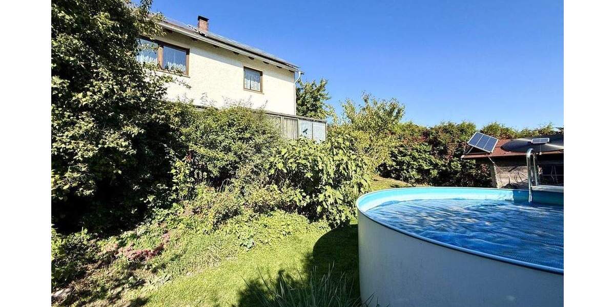 Einfamilienhaus Regensburg Oberisling-Graß - 9 Zimmer, 180 m&sup2;, 545.000&euro; | Angebot:25697116