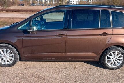 VW Touran 194.000 km 12.250 &euro; Regensburg 93055