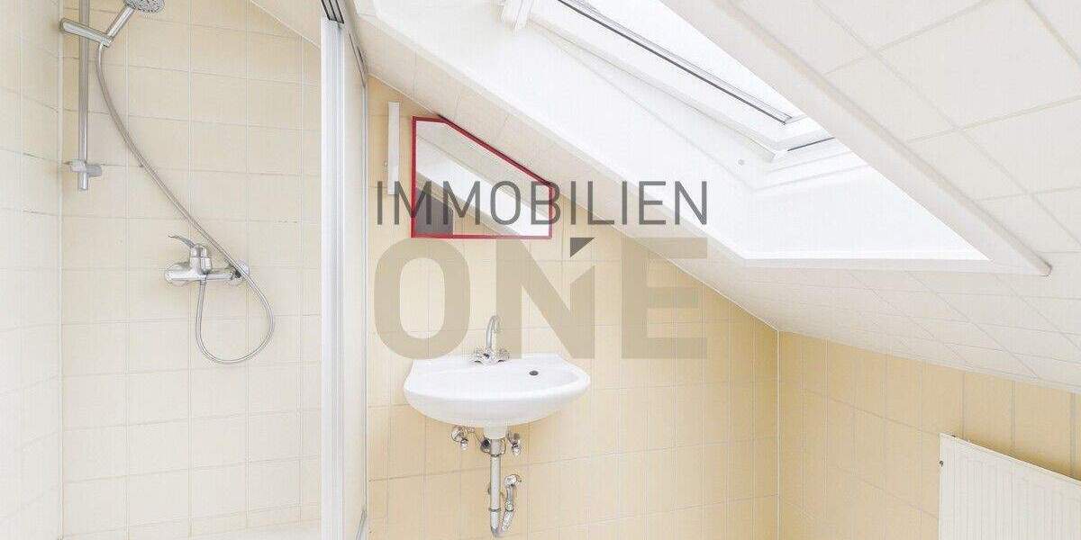 Mehrfamilienhaus, Wohnhaus Pentling - 9 Zimmer, 160 m&sup2;, 735.000&euro; | Angebot:25799942