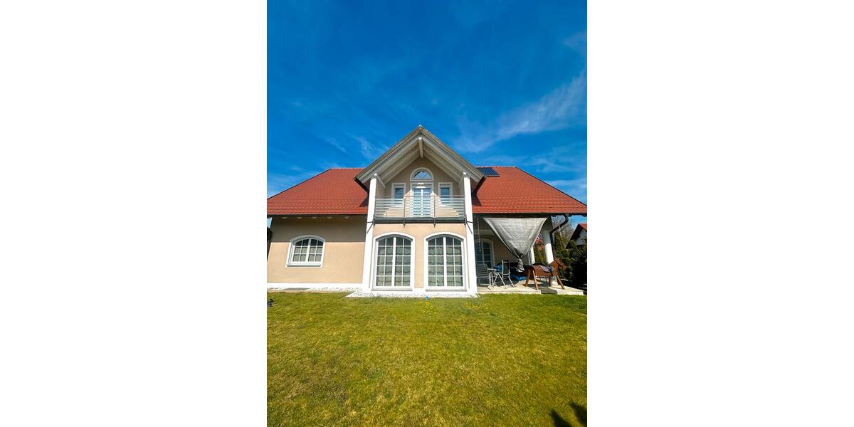 Einfamilienhaus Abensberg - 8 Zimmer, 180 m&sup2;, 2.150&euro; | Angebot:26121492